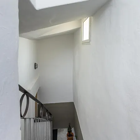 Palazzo Bordiland 1 *