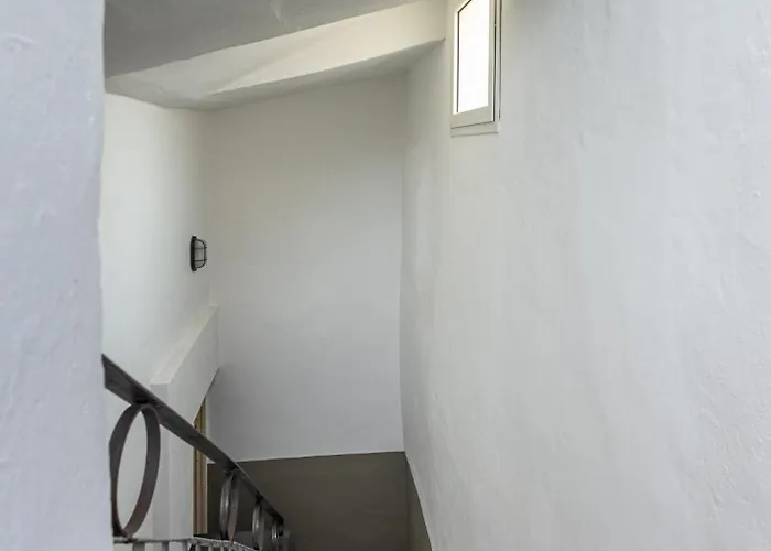 Palazzo Bordiland 1 *